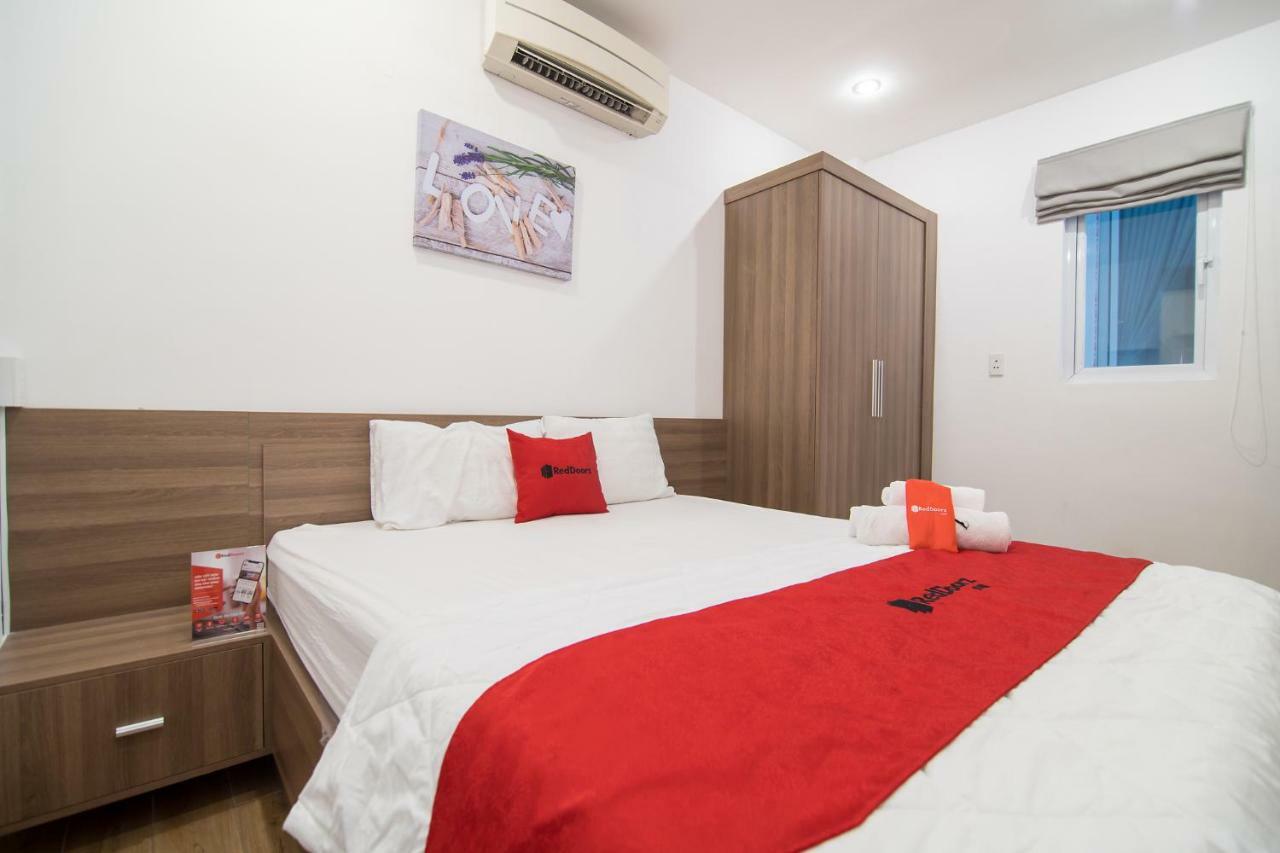 Reddoorz Plus Near Tan Dinh Market 호치민 외부 사진