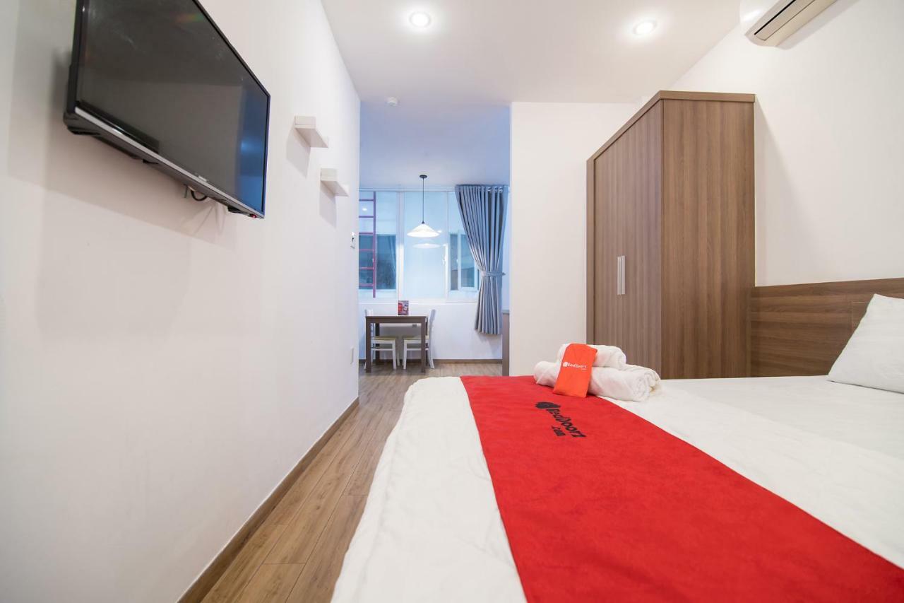 Reddoorz Plus Near Tan Dinh Market 호치민 외부 사진