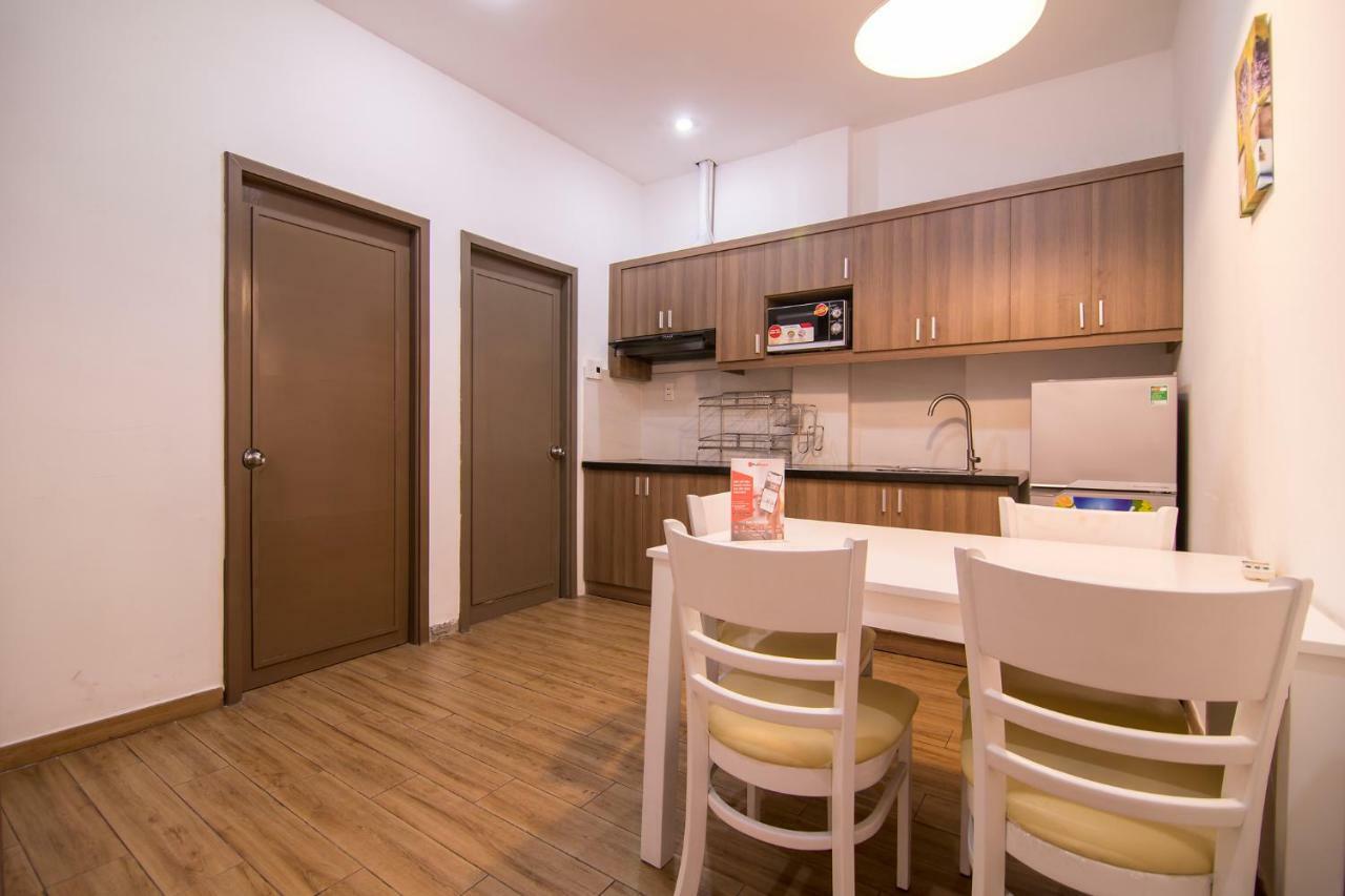 Reddoorz Plus Near Tan Dinh Market 호치민 외부 사진