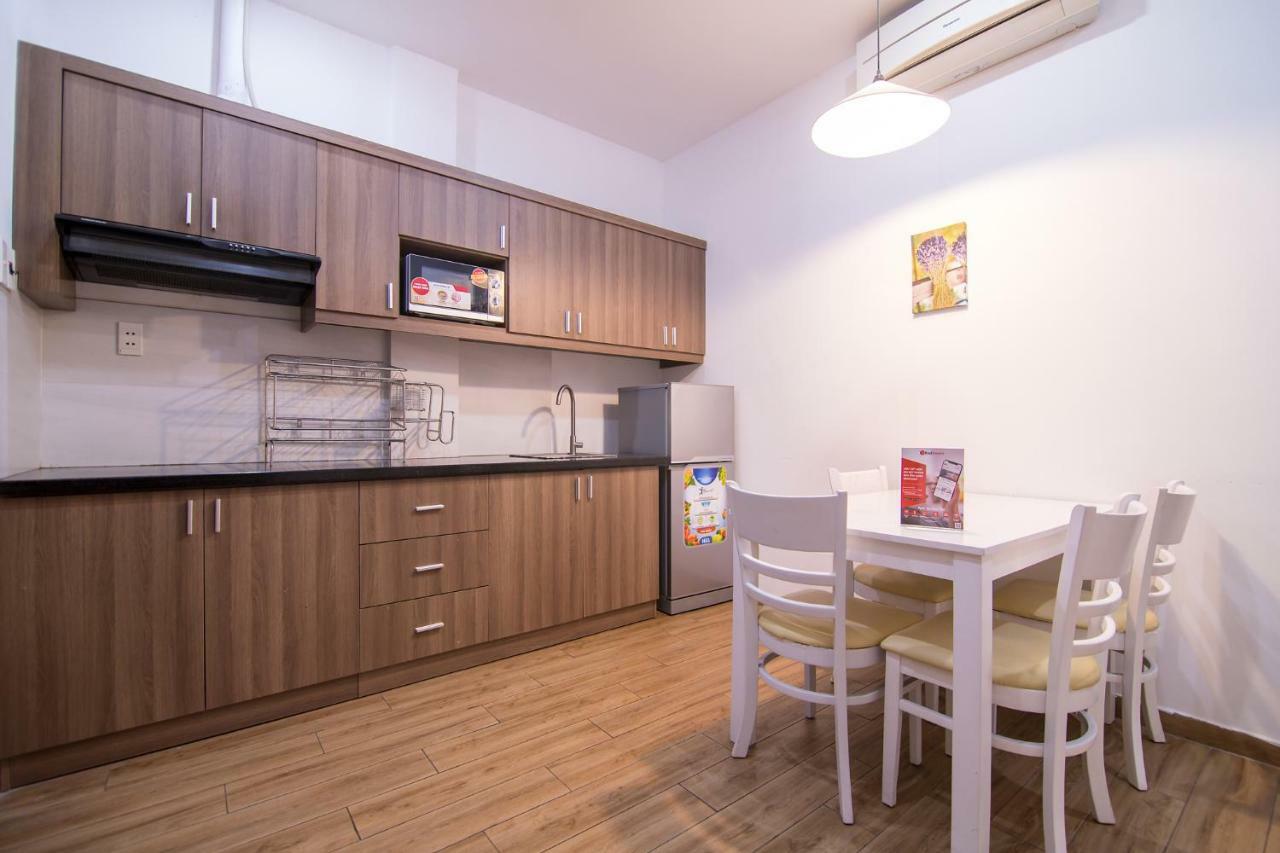Reddoorz Plus Near Tan Dinh Market 호치민 외부 사진