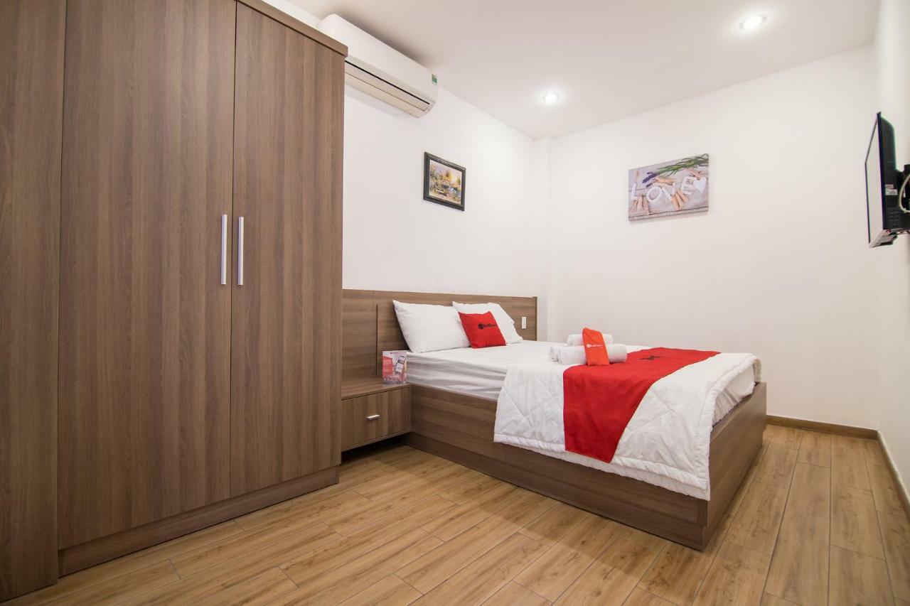 Reddoorz Plus Near Tan Dinh Market 호치민 외부 사진