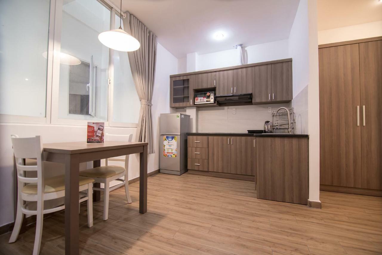 Reddoorz Plus Near Tan Dinh Market 호치민 외부 사진