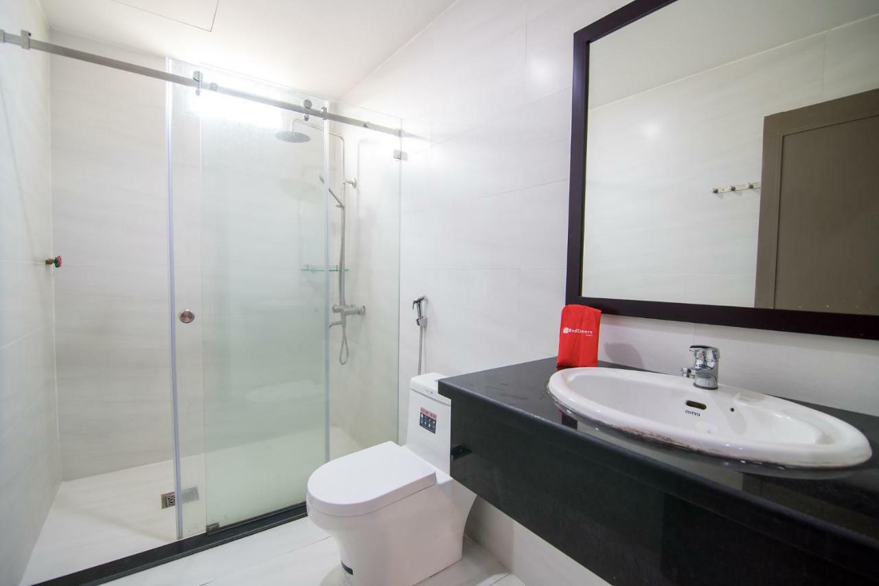 Reddoorz Plus Near Tan Dinh Market 호치민 외부 사진