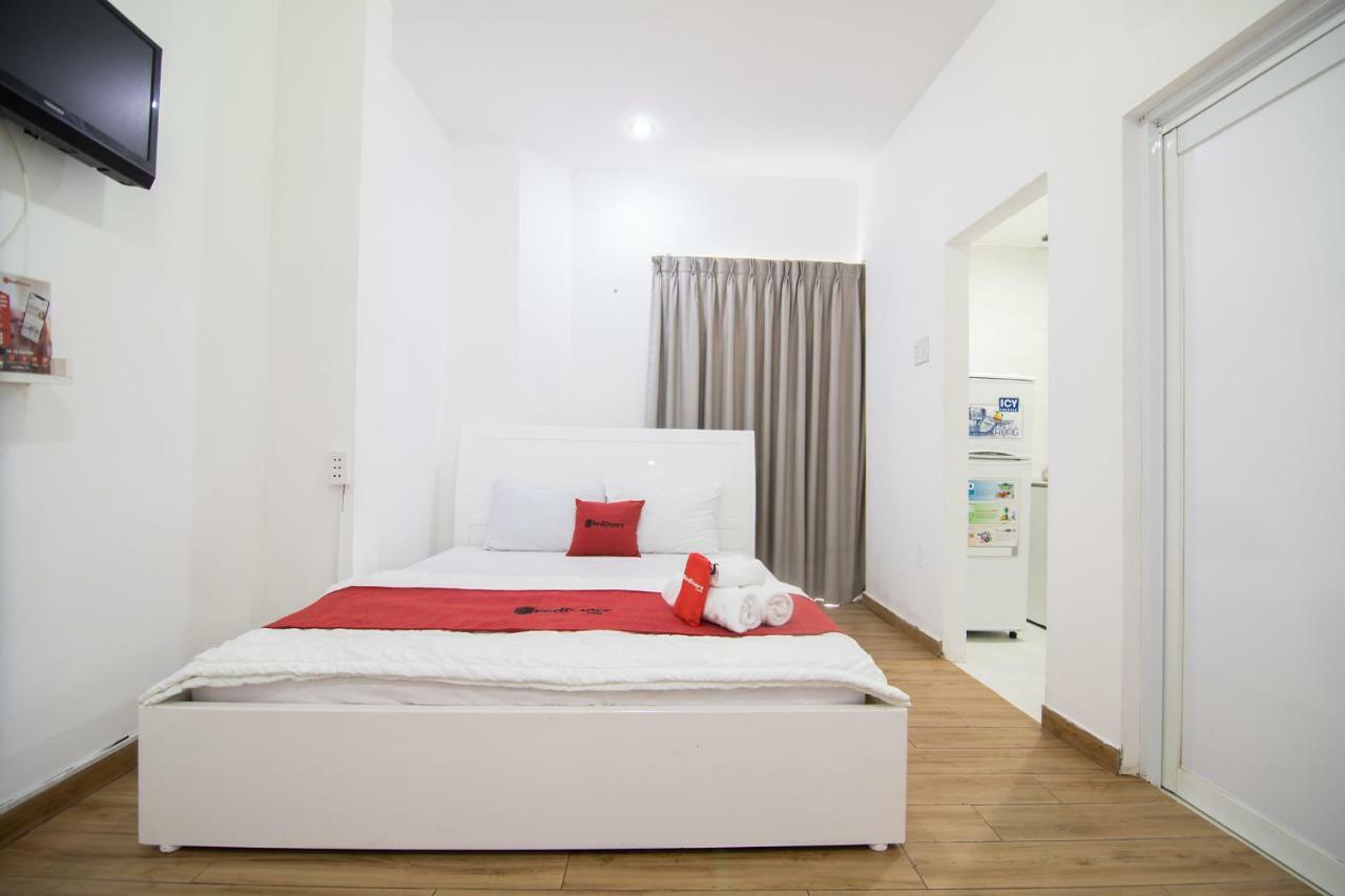 Reddoorz Plus Near Tan Dinh Market 호치민 외부 사진