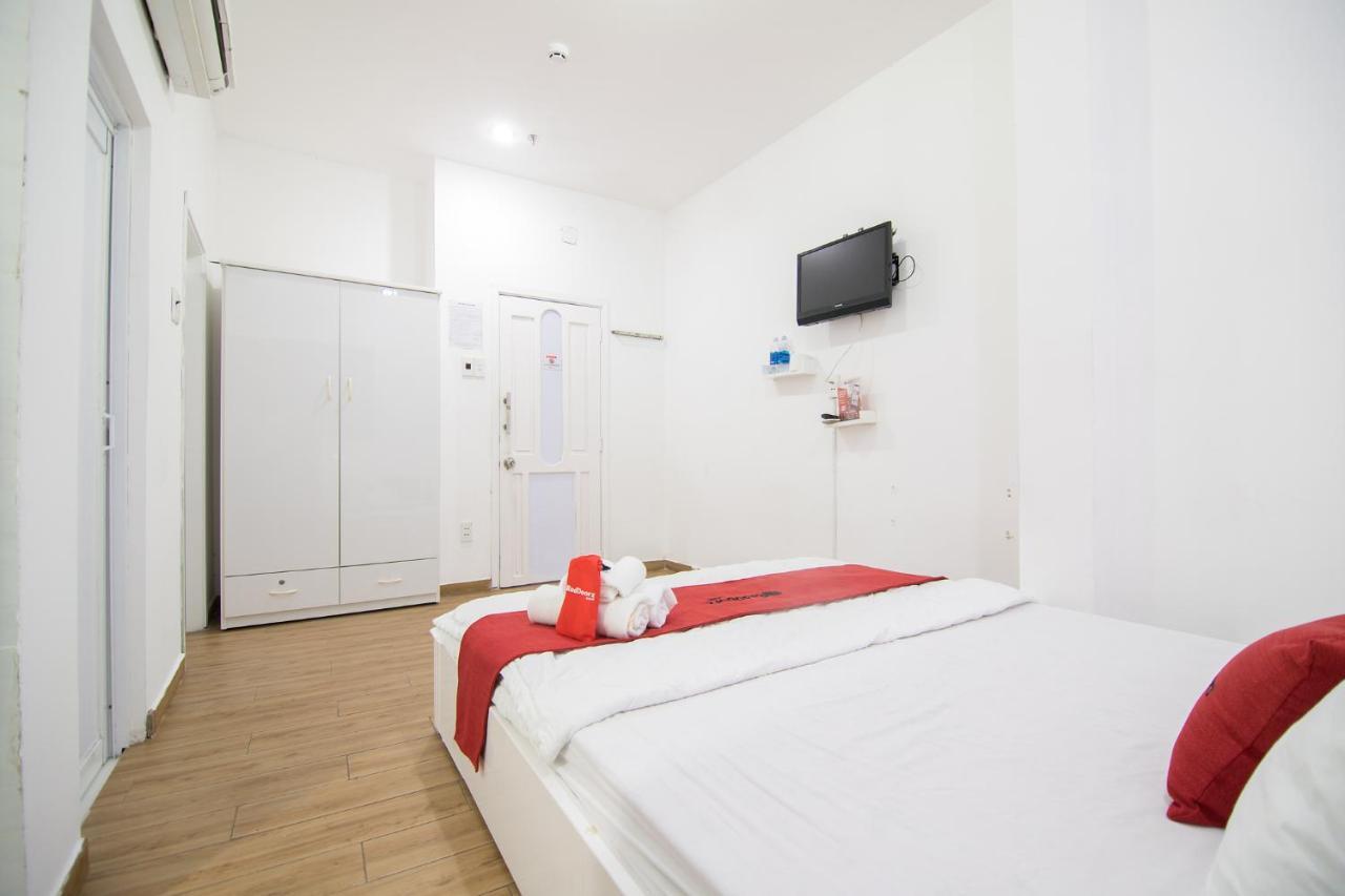 Reddoorz Plus Near Tan Dinh Market 호치민 외부 사진